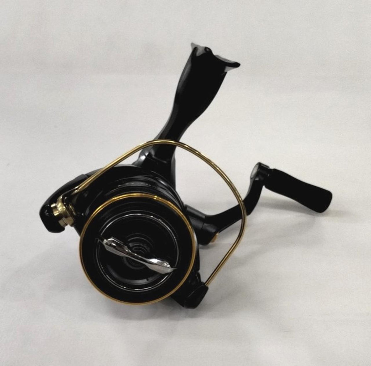 SHIMANO Spinning Reel SOARE XR C2000SSPG 044273 - Banzai Thrifting | BanzaiHobby