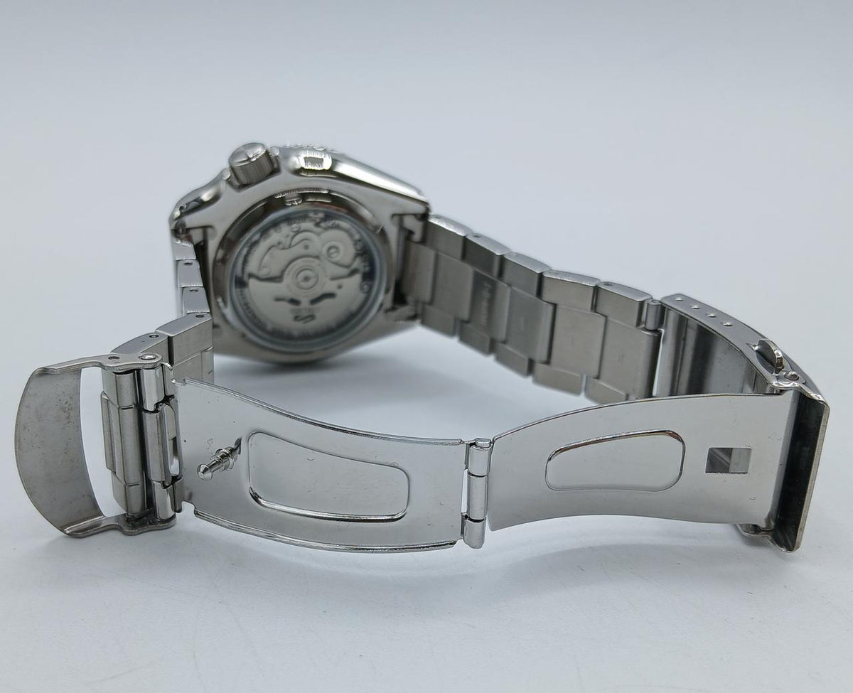 SEIKO SEIKO5sports SBSA221 - Banzai Thrifting | BanzaiHobby