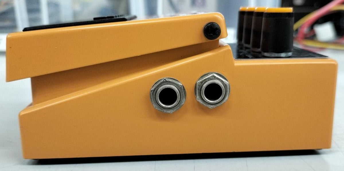 BOSS DS-2 Effects Pedal - Banzai Thrifting | BanzaiHobby