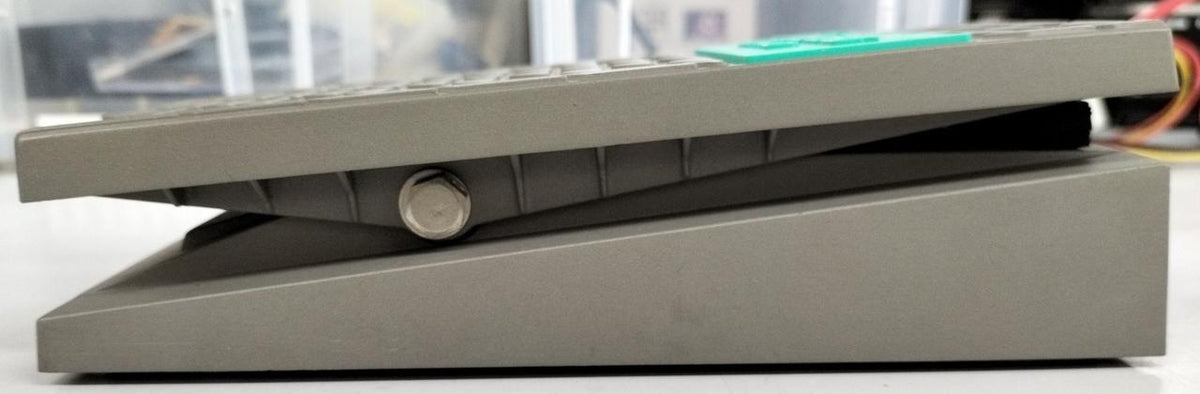 IBANEZ Wah Pedal WH10 - Banzai Thrifting | BanzaiHobby