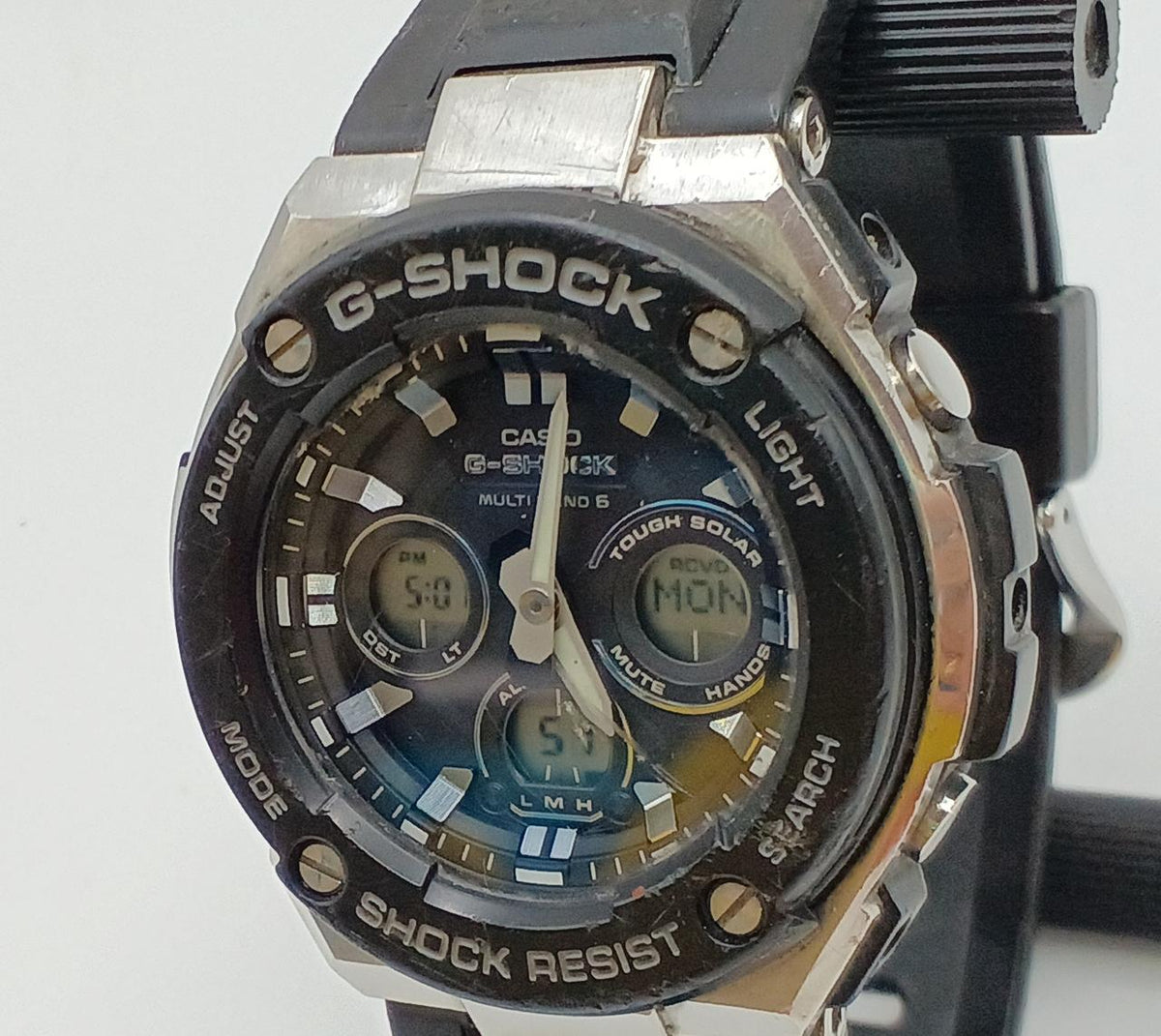 CASIO G-SHOCK GST-W300 - Banzai Thrifting | BanzaiHobby