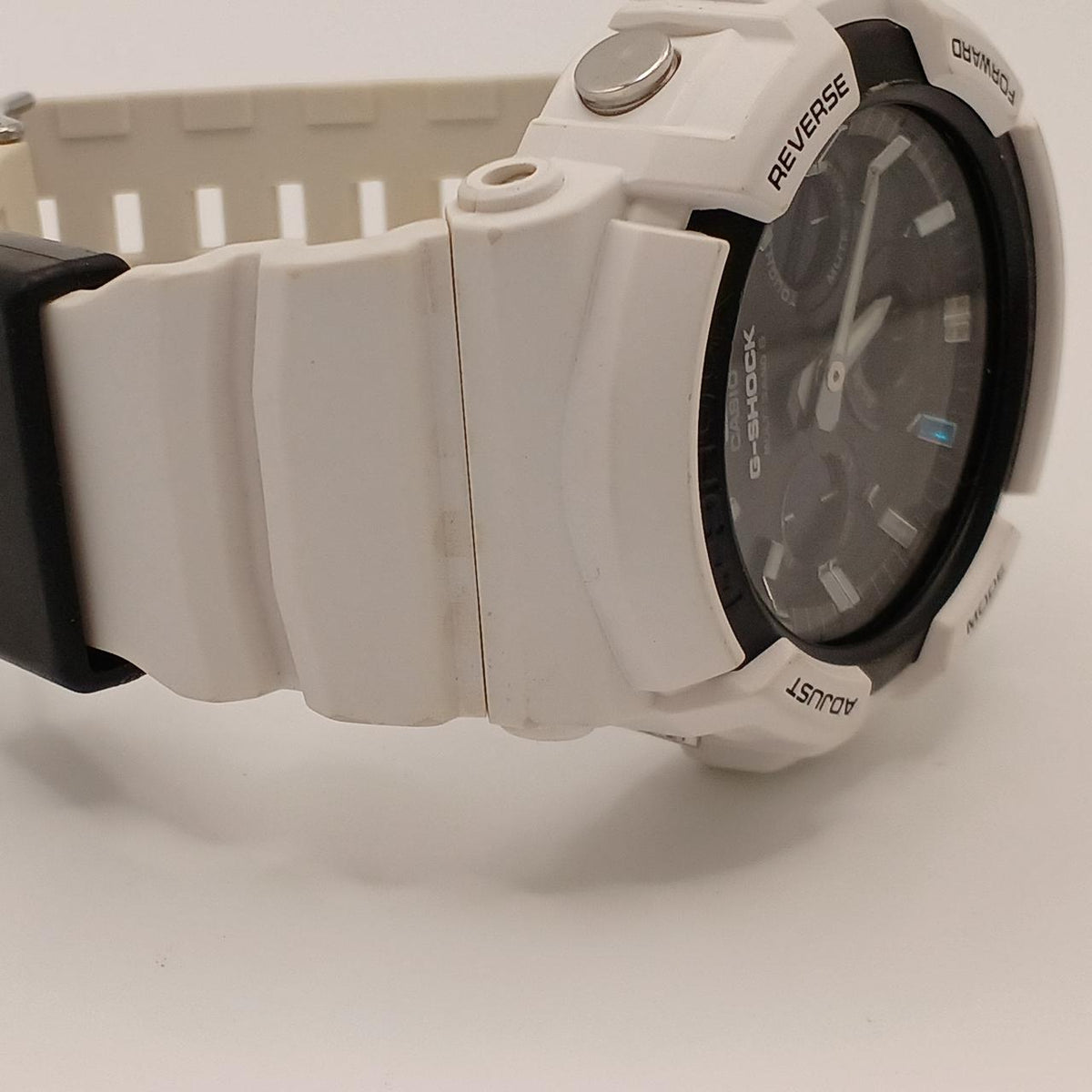 CASIO G-SHOCK GAW-100B - Banzai Thrifting | BanzaiHobby