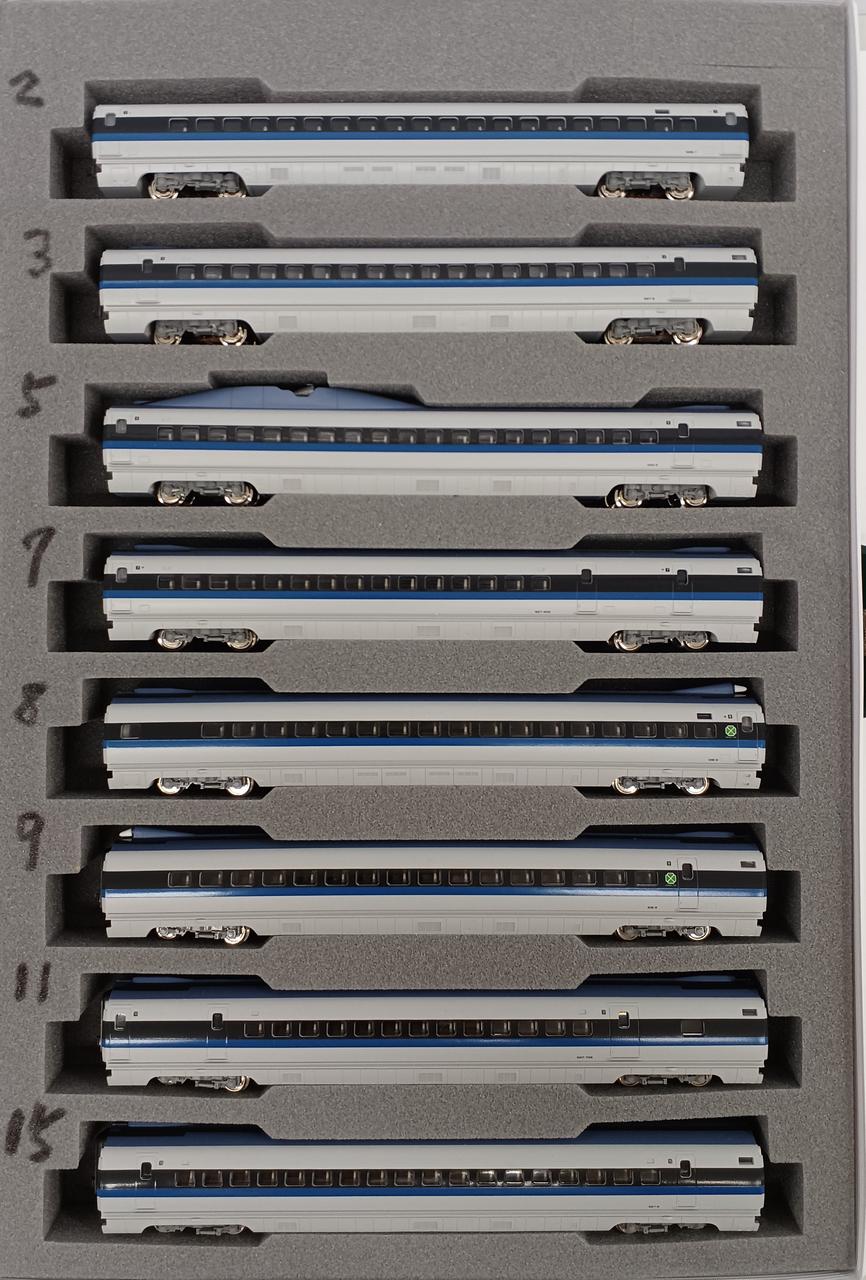 KATO 500 Series Shinkansen Nozomi Basic + Add-on Set - Banzai Thrifting | BanzaiHobby