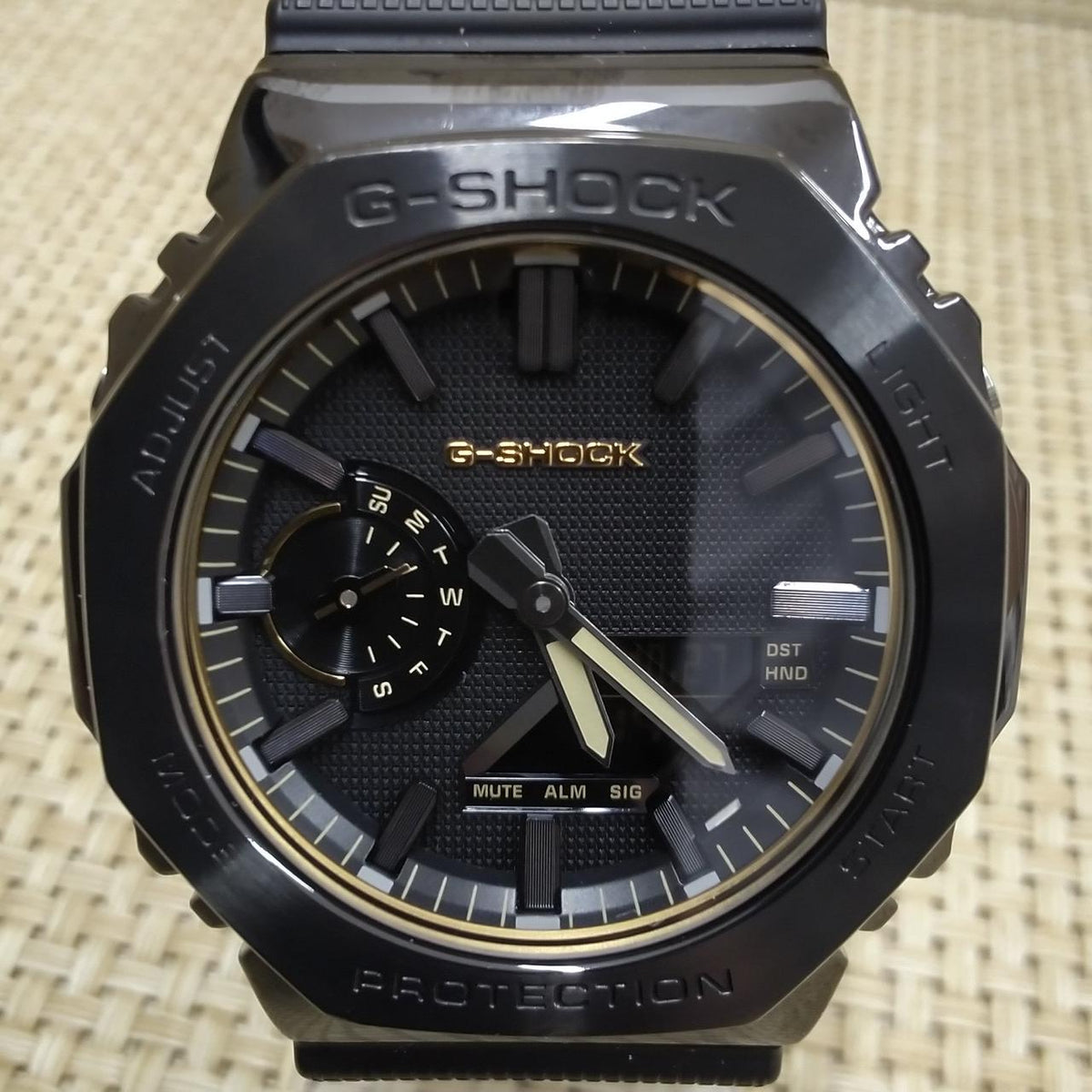 CASIO G-SHOCK GM-2100LXB-1A9JF - Banzai Thrifting | BanzaiHobby