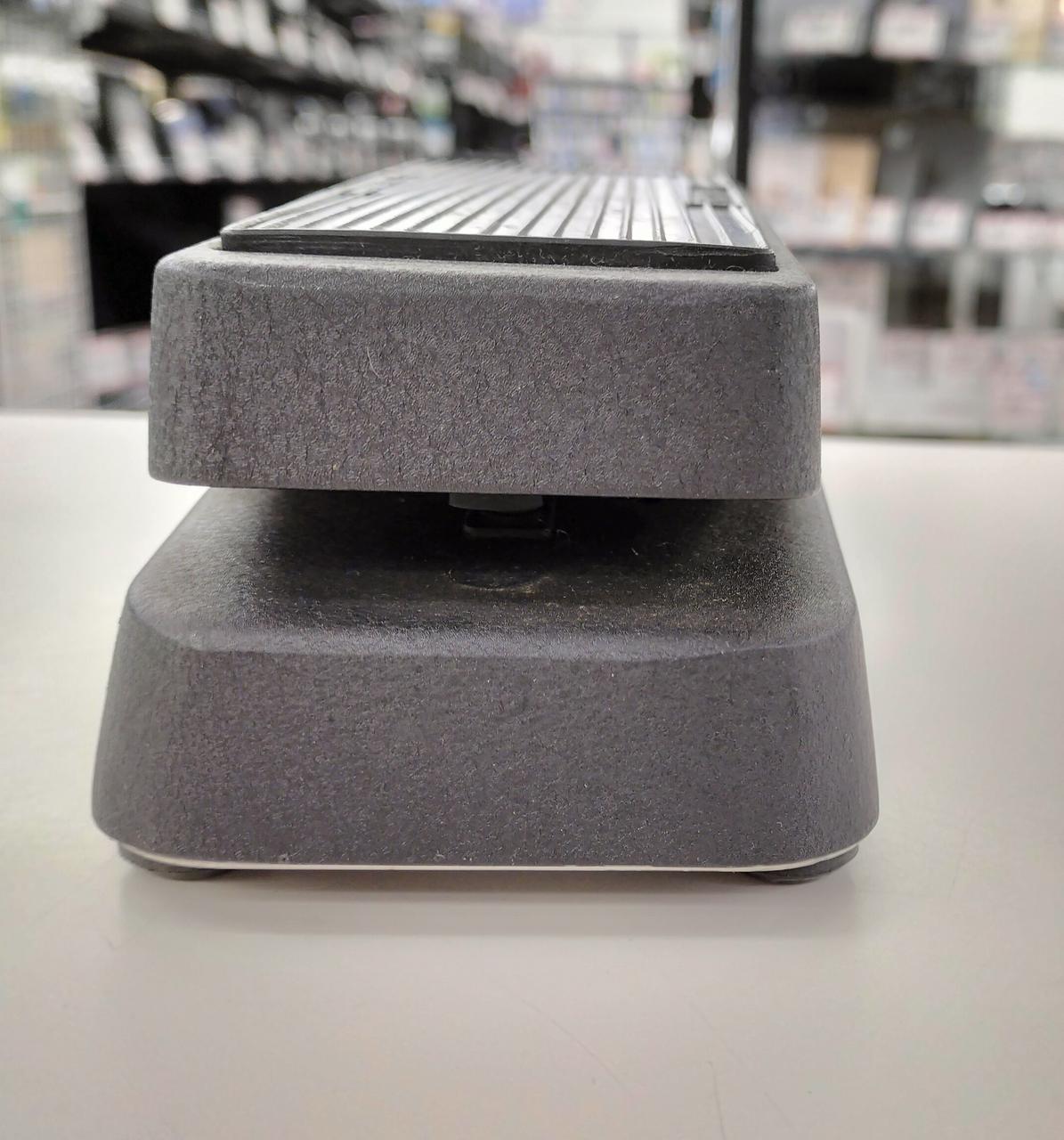 CRYBABY Wah Pedal GCB-95 - Banzai Thrifting | BanzaiHobby