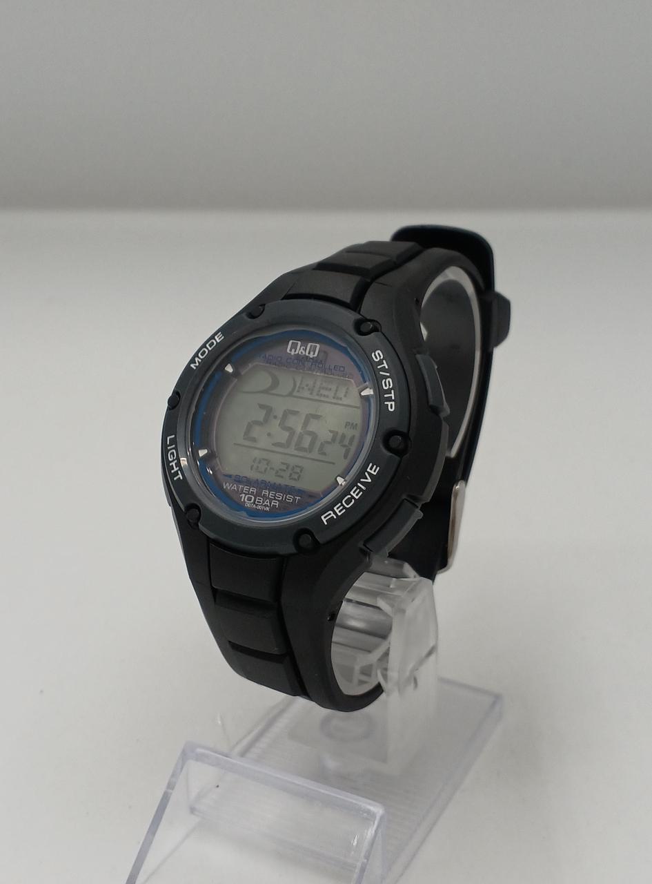 CITIZEN Solar Wristwatch DP64 - Banzai Thrifting | BanzaiHobby
