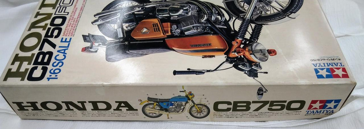 TAMIYA "In-store Pickup Only" HONDA CB750FOUR 1/6 Honda Dream CB750 - Banzai Thrifting | BanzaiHobby
