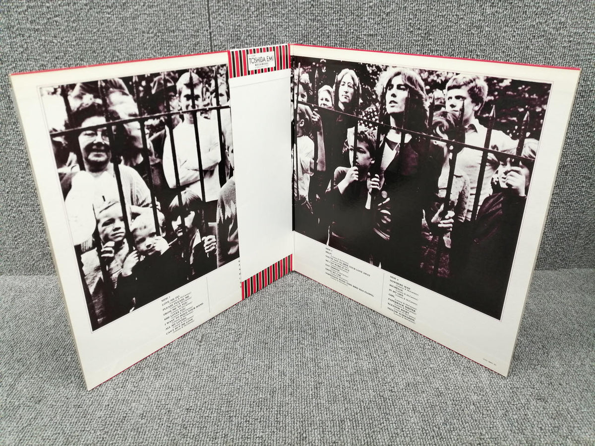 Toshiba Analog Record THE BEATLES / 1962-1966