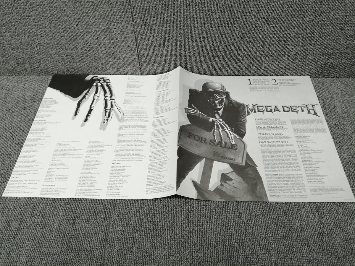 CAPITOL RECORDS Analog Record MEGADETH/PEACE SELLS... BUT