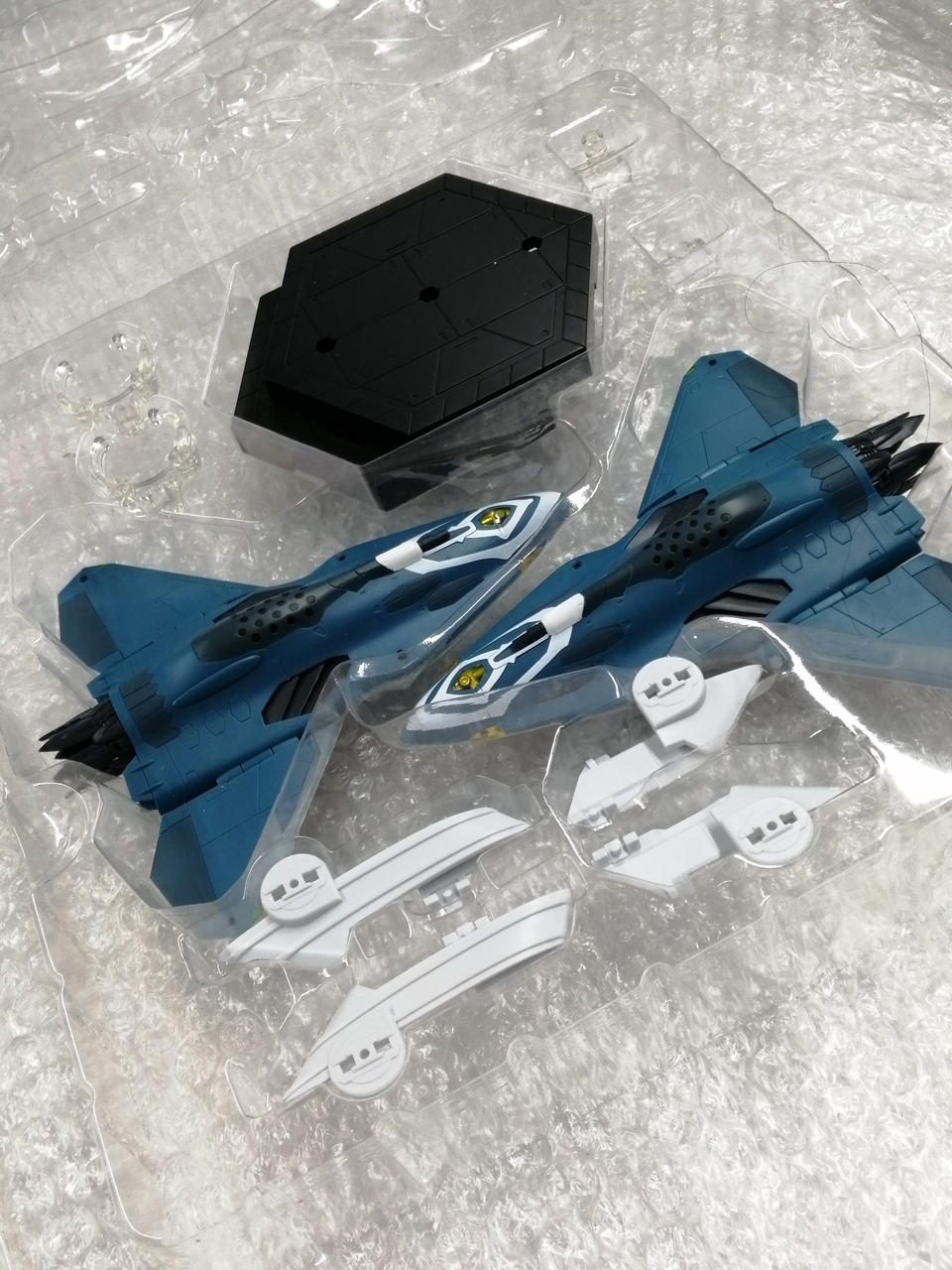 BANDAI Chogokin DX Chogokin VF-31F Siegfried Lil Draken Set