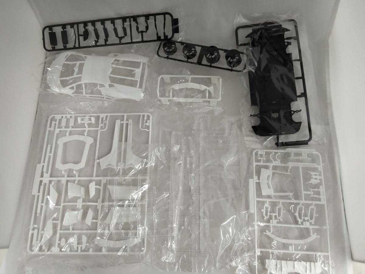 AOSHIMA "Unassembled" 1/24 Aventador LP720-4 Detail-Up Parts Set - Banzai Thrifting | BanzaiHobby