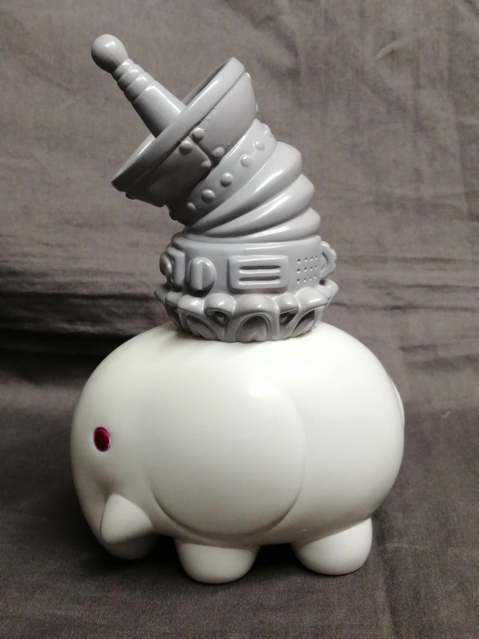 Shirakumaya Sofubi ARM JOE