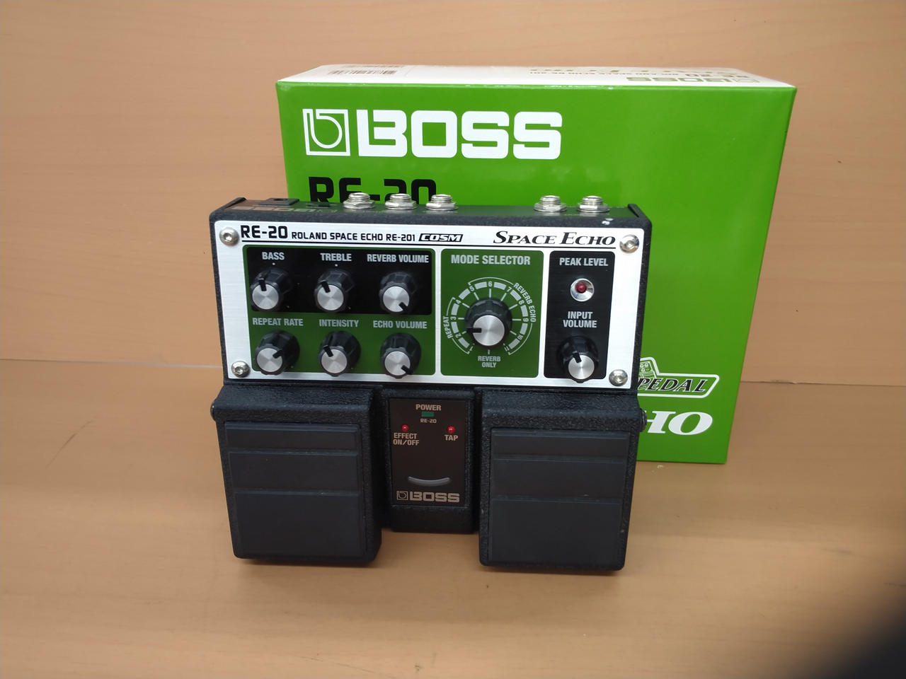 Boss RE-20 Multi Effect Pedal