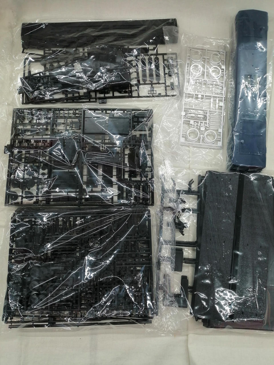 Qingdao Cultural Teaching Materials Company 1/50 EF65 Asakaze - Banzai Thrifting | BanzaiHobby