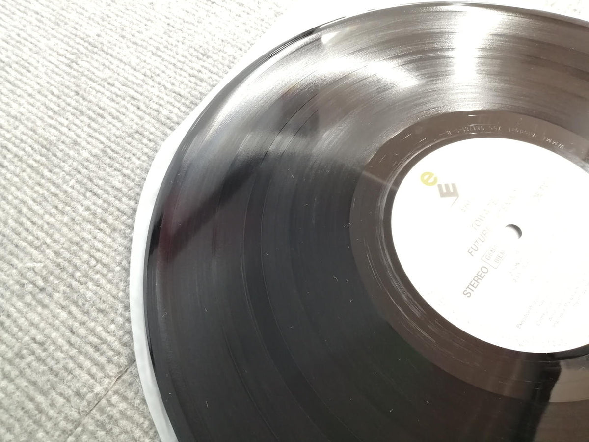 WARNER MUSIC MANUFACTURING EUR TOWA TEI FUTURE LISTENING! 7559-61761-1