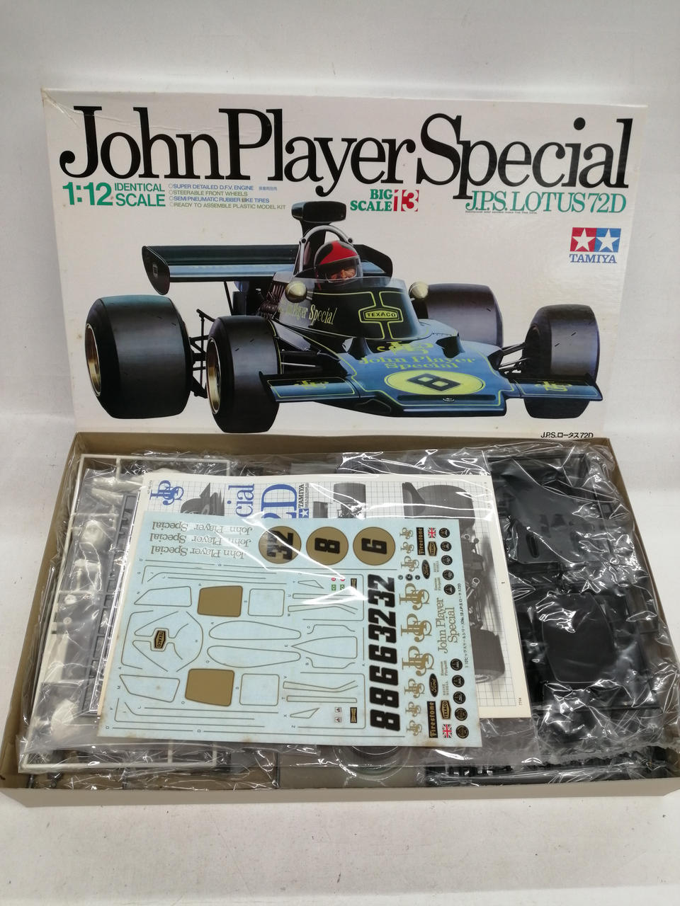 Tamiya 1/12 scale J.P.S. Lotus 72D - Banzai Thrifting | BanzaiHobby