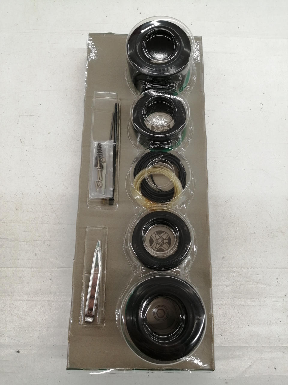 Tamiya 1/12 scale J.P.S. Lotus 72D - Banzai Thrifting | BanzaiHobby