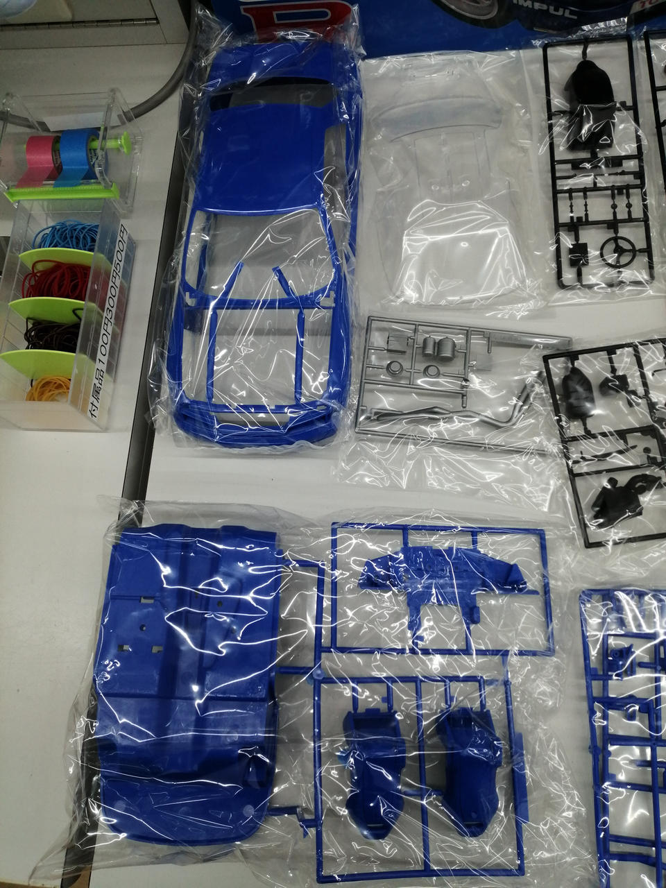 AXES Plastic Model Calsonic Skyline GT-R '90 - Banzai Thrifting | BanzaiHobby
