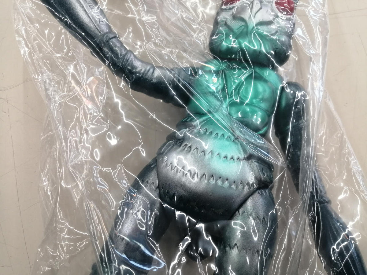 BANDAI Soft Vinyl Reissue Baltan Alien (Dark Blue Version) - BANDAI Banzai Hobby
