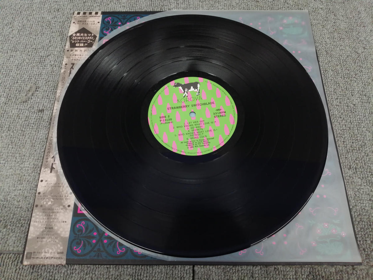 Warner Pioneer STRAWBERRY SWITCHBLADE / The Two Yes P-13120