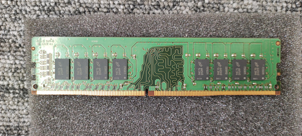 CRUCIAL DDR4 Memory CT16G4DFD8266