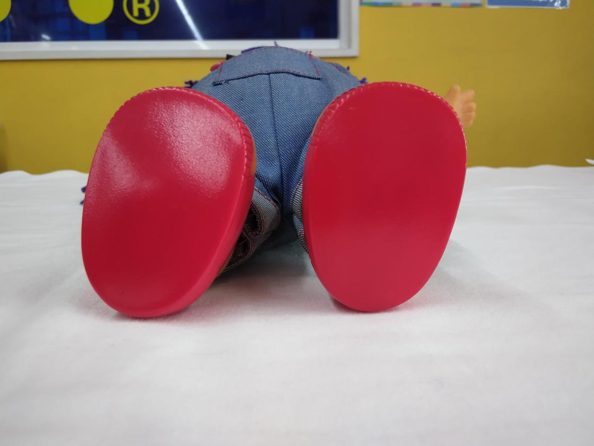 T&A Soft Vinyl Figure Arale-chan - T&A Banzai Hobby