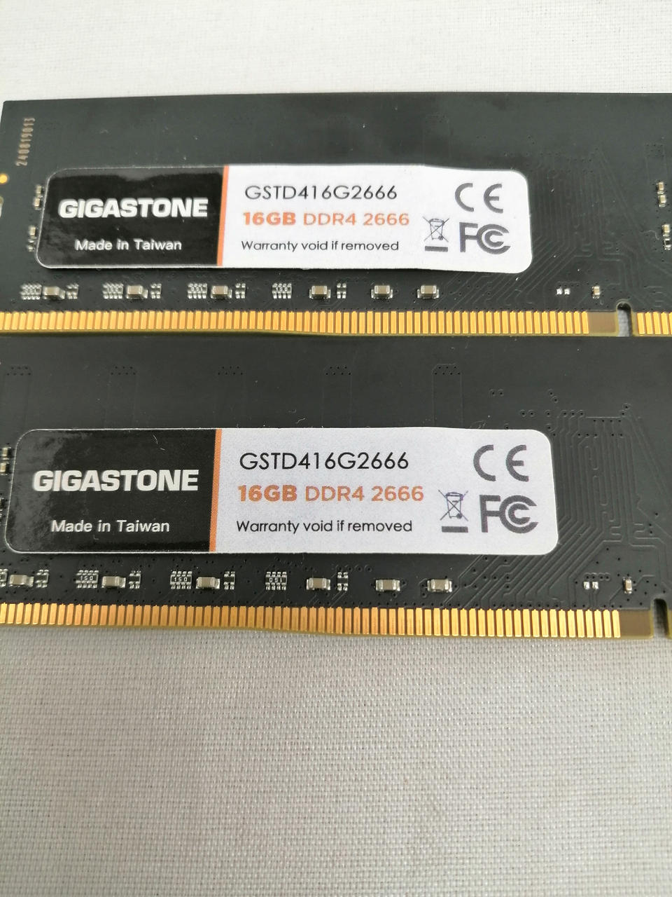 GIGASTONE DDR4(16GB×2) GSTD416G2666