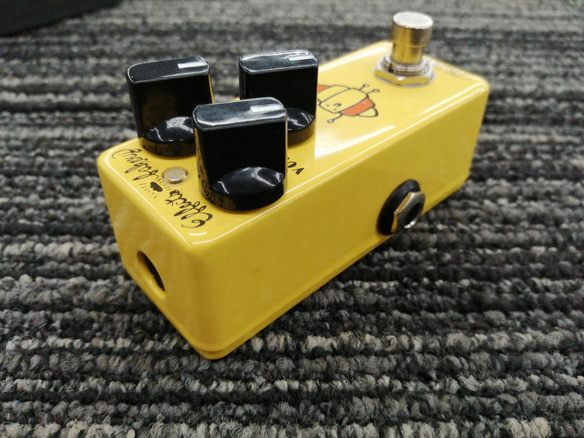 EFFECTS BAKERY Effects pedal: CROISSANT DISTORTION