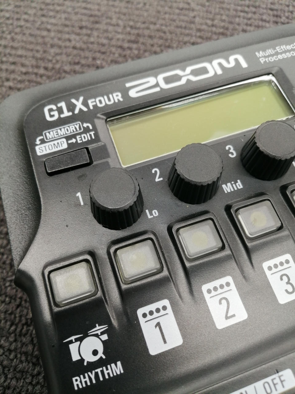 ZOOM Multi-Effects G1X FOUR