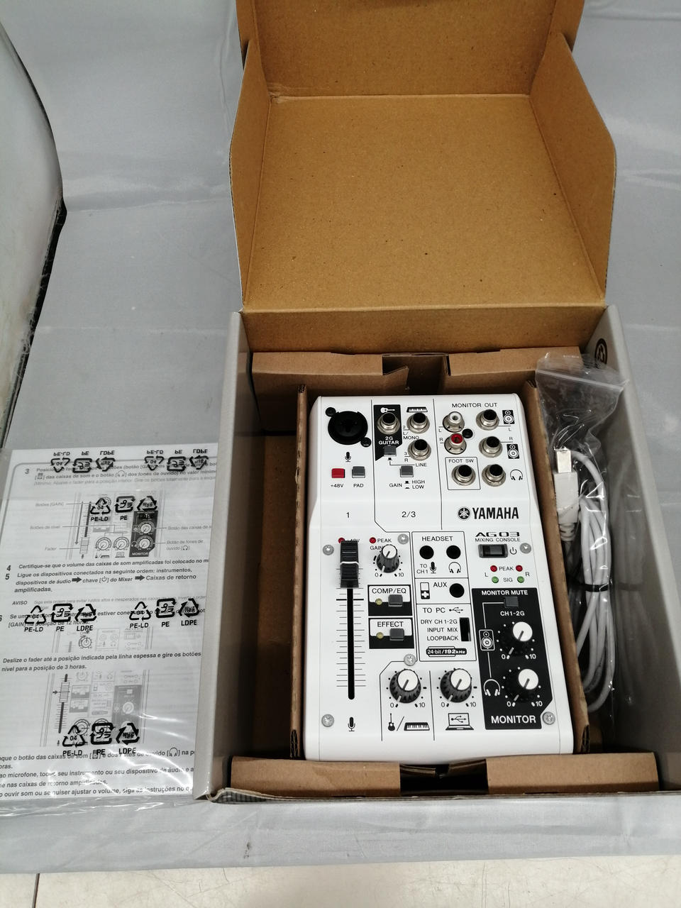 YAMAHA Mixer AG03