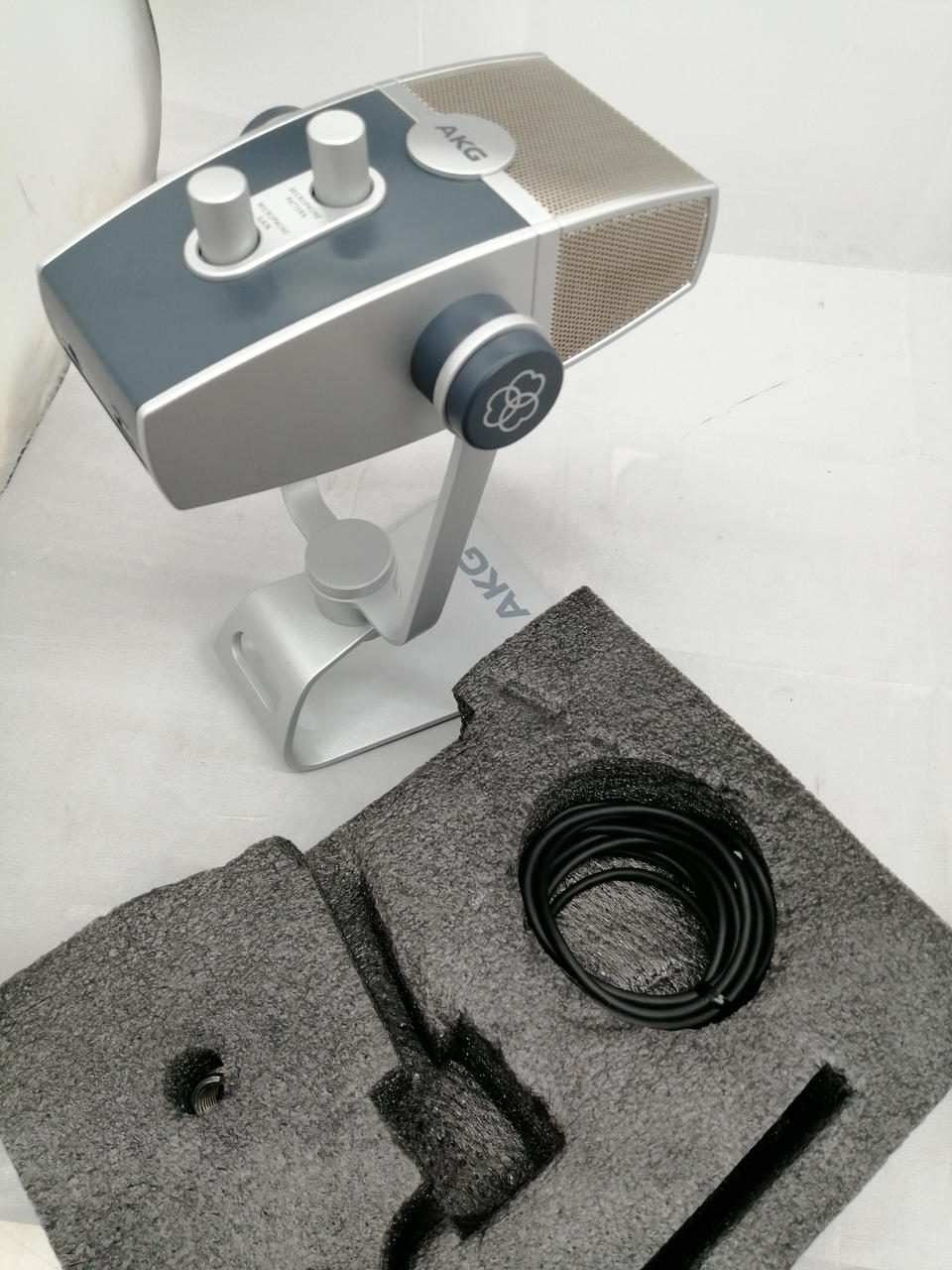 AKG USB Microphone LYRA