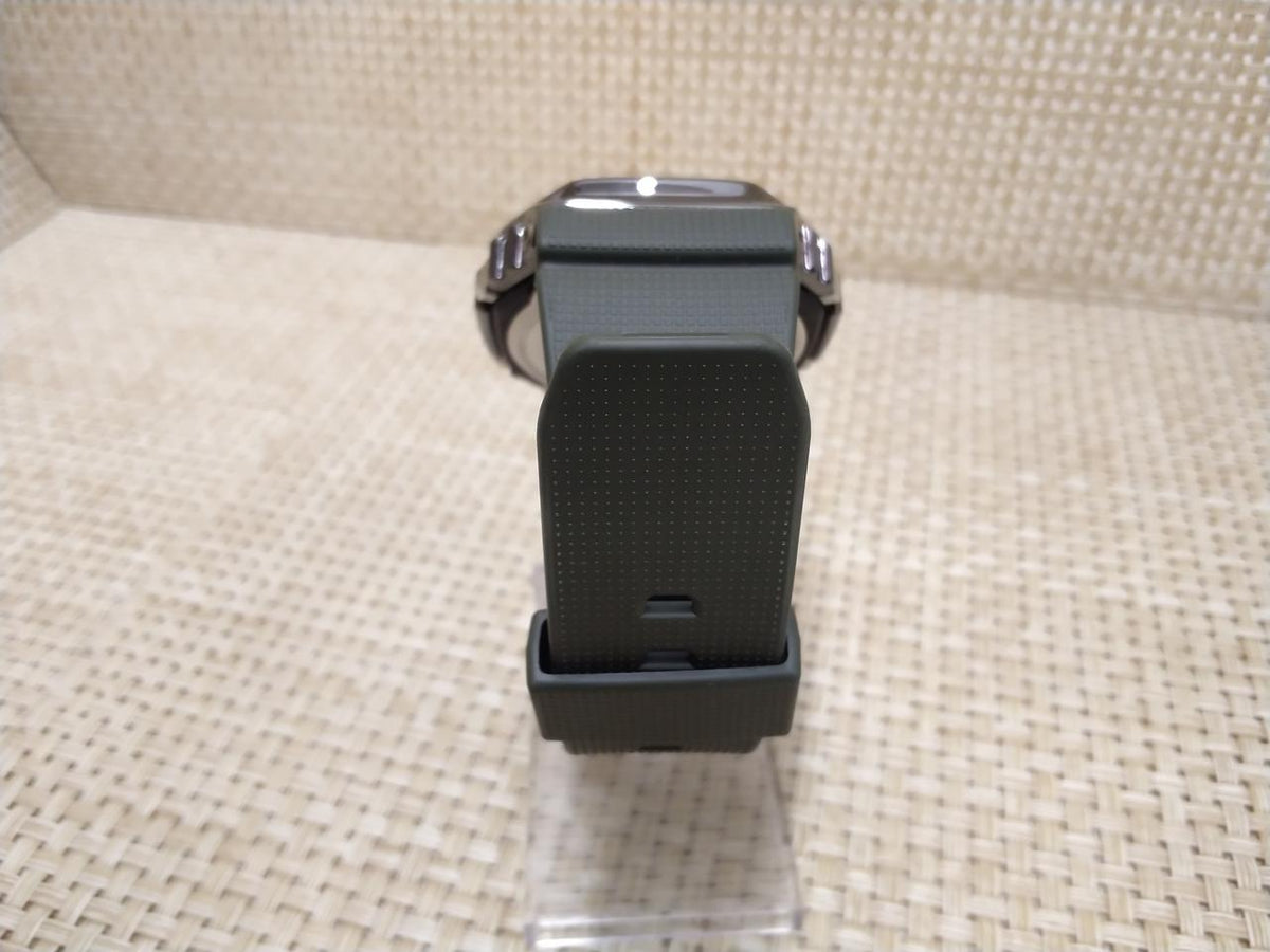 CASIO G-SHOCK GM-2100B