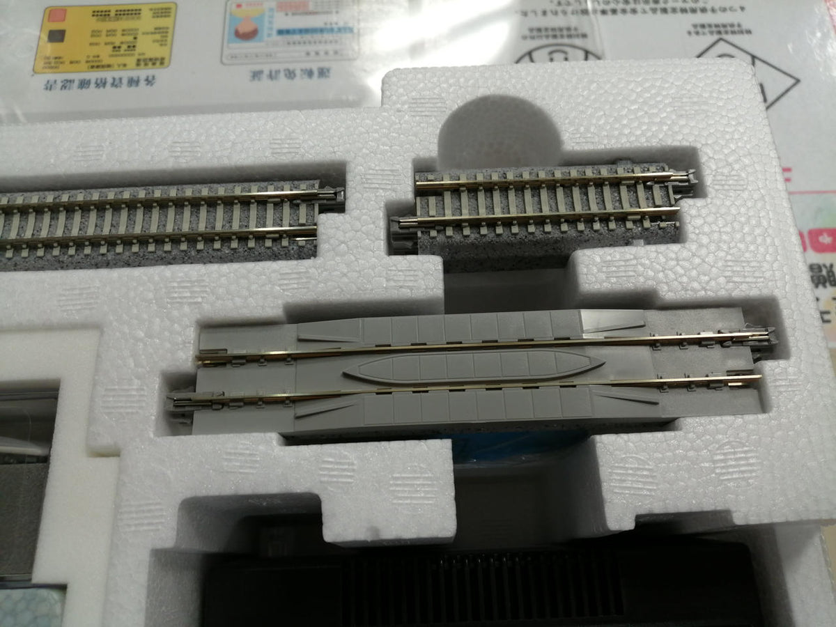 KATO N Gauge Starter Set EF210 Container Train