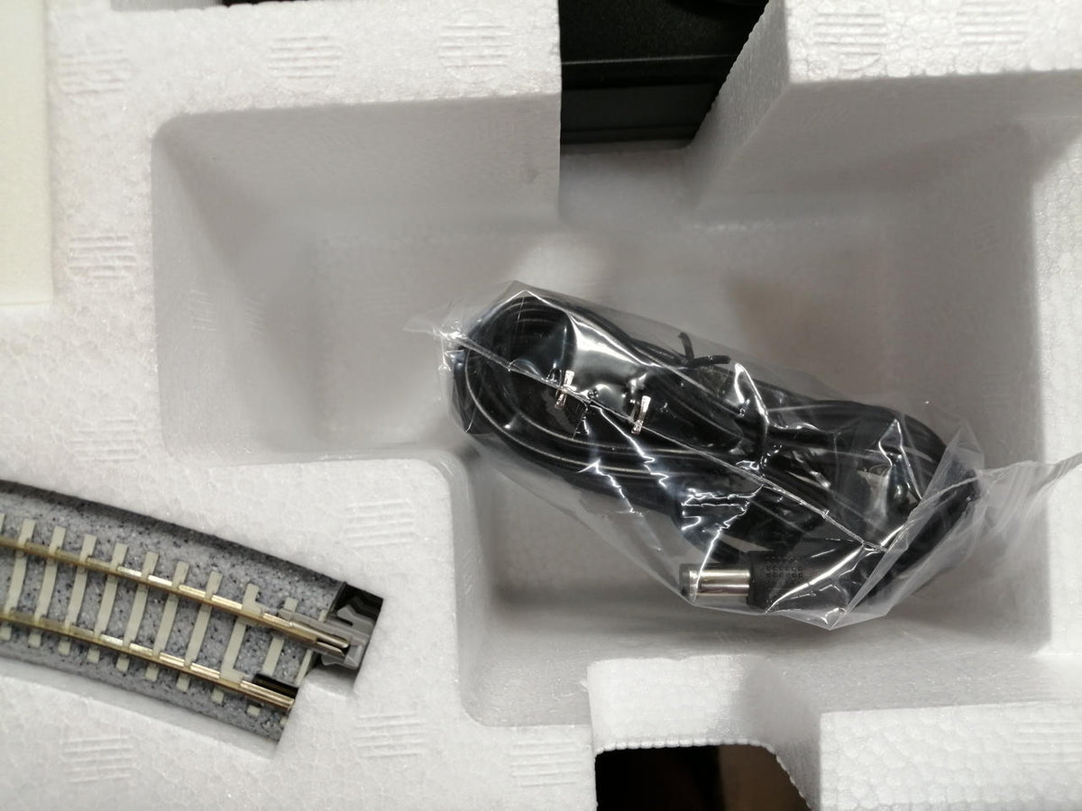 KATO N Gauge Starter Set EF210 Container Train