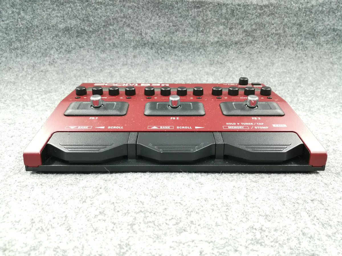 ZOOM Multi-Effects Pedal B3N