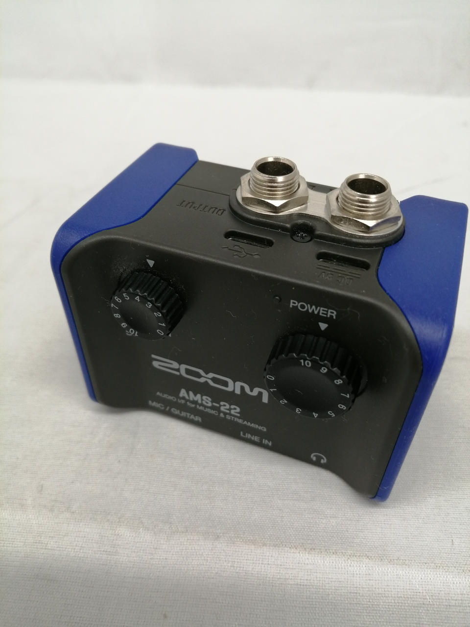 ZOOM Interface: AMS-22