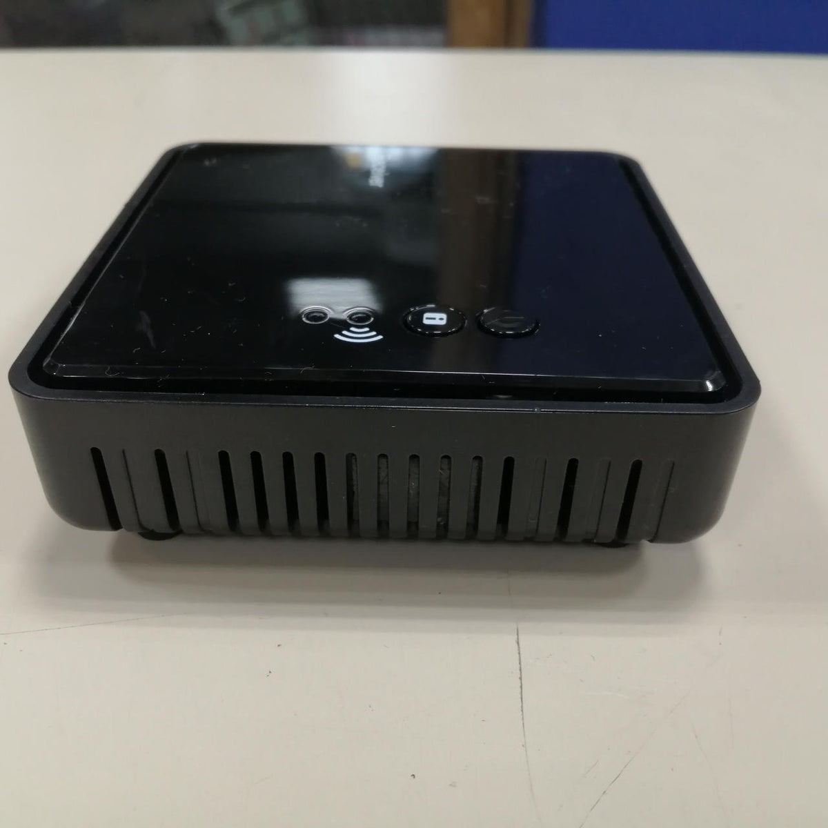 LOGITEC Wireless HDMI Transmitter/Receiver LDE-WHDI202R