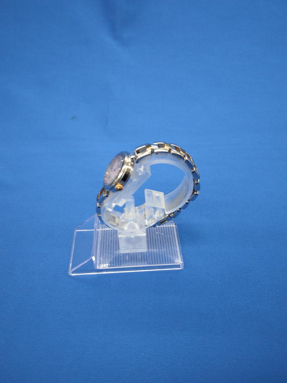 SEIKO Solar Wristwatch V117-0VC0