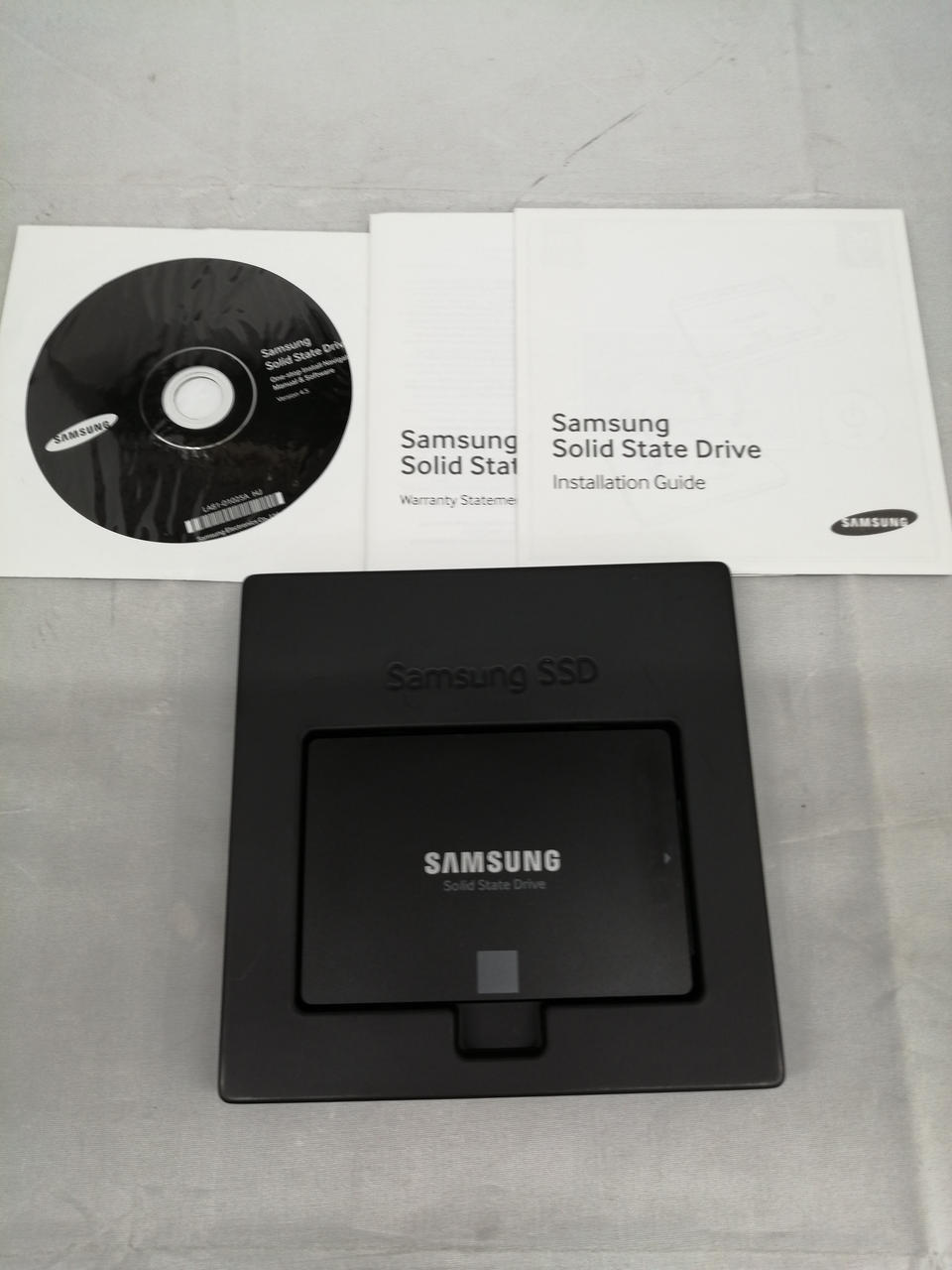SAMSUNG SSD(500GB) MZ-75E500