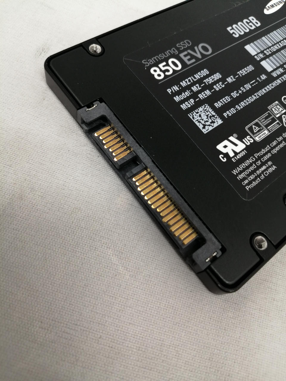SAMSUNG SSD(500GB) MZ-75E500