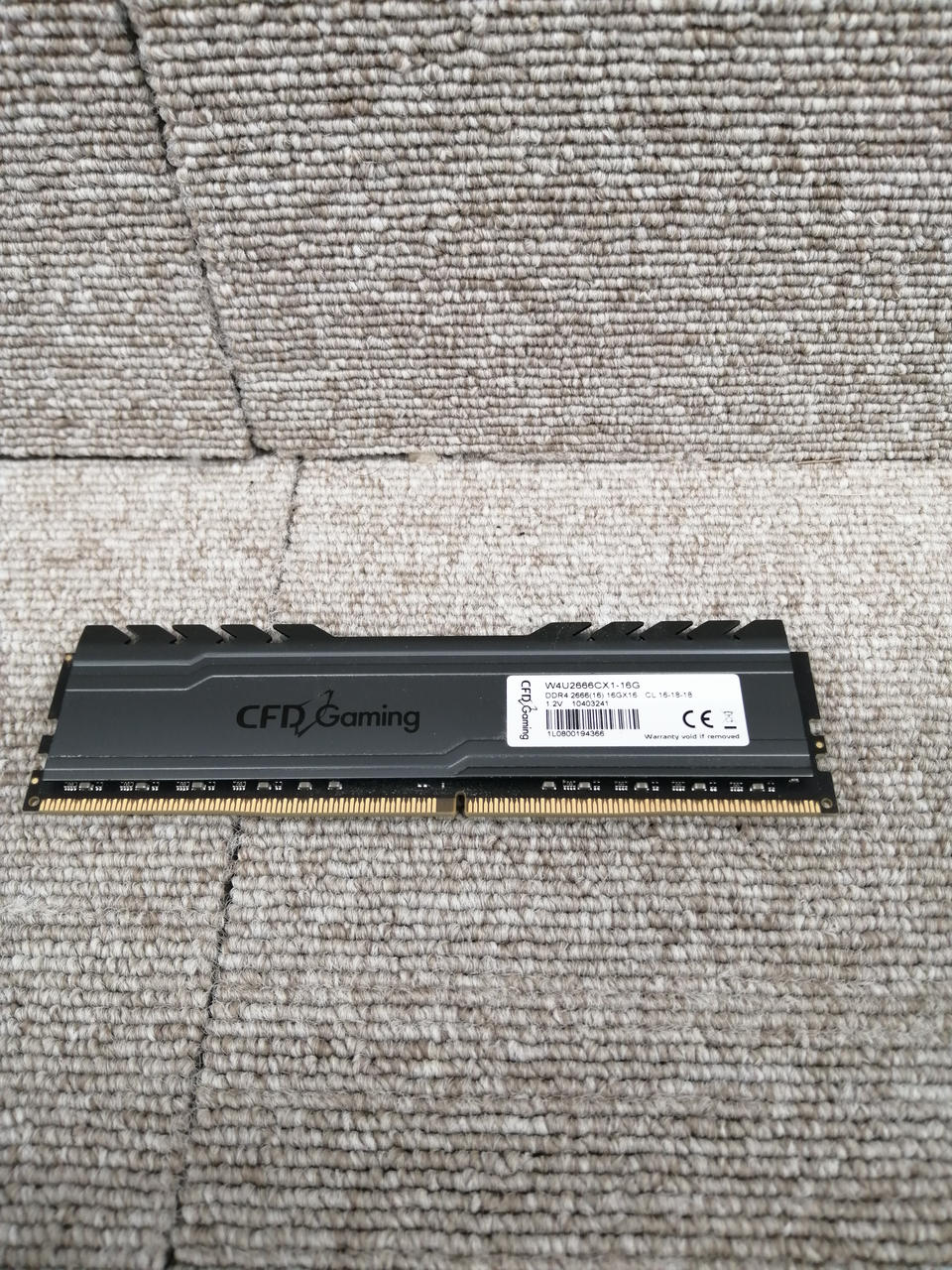 CFD Sales CFD Sales / DDR4 Memory W4U2666CX1-16G