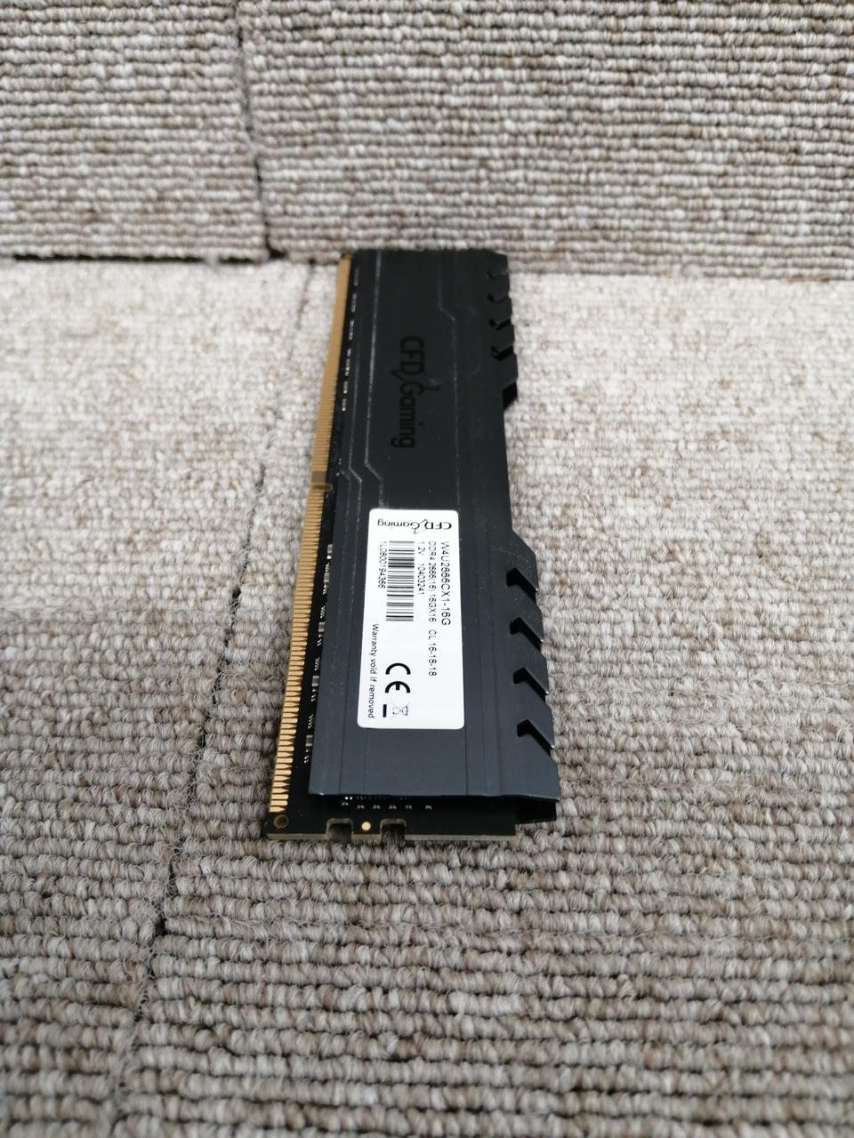 CFD Sales CFD Sales / DDR4 Memory W4U2666CX1-16G