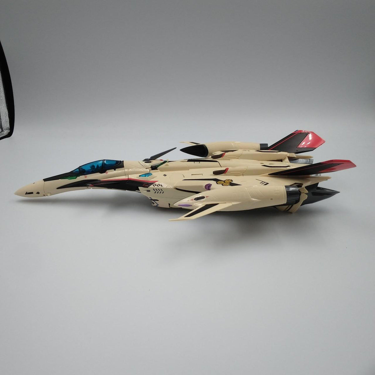 BANDAI DX Chogokin YF-29 (Isamu's Unit) & Super Parts Set Macross 30 - Banzai Thrifting | BanzaiHobby