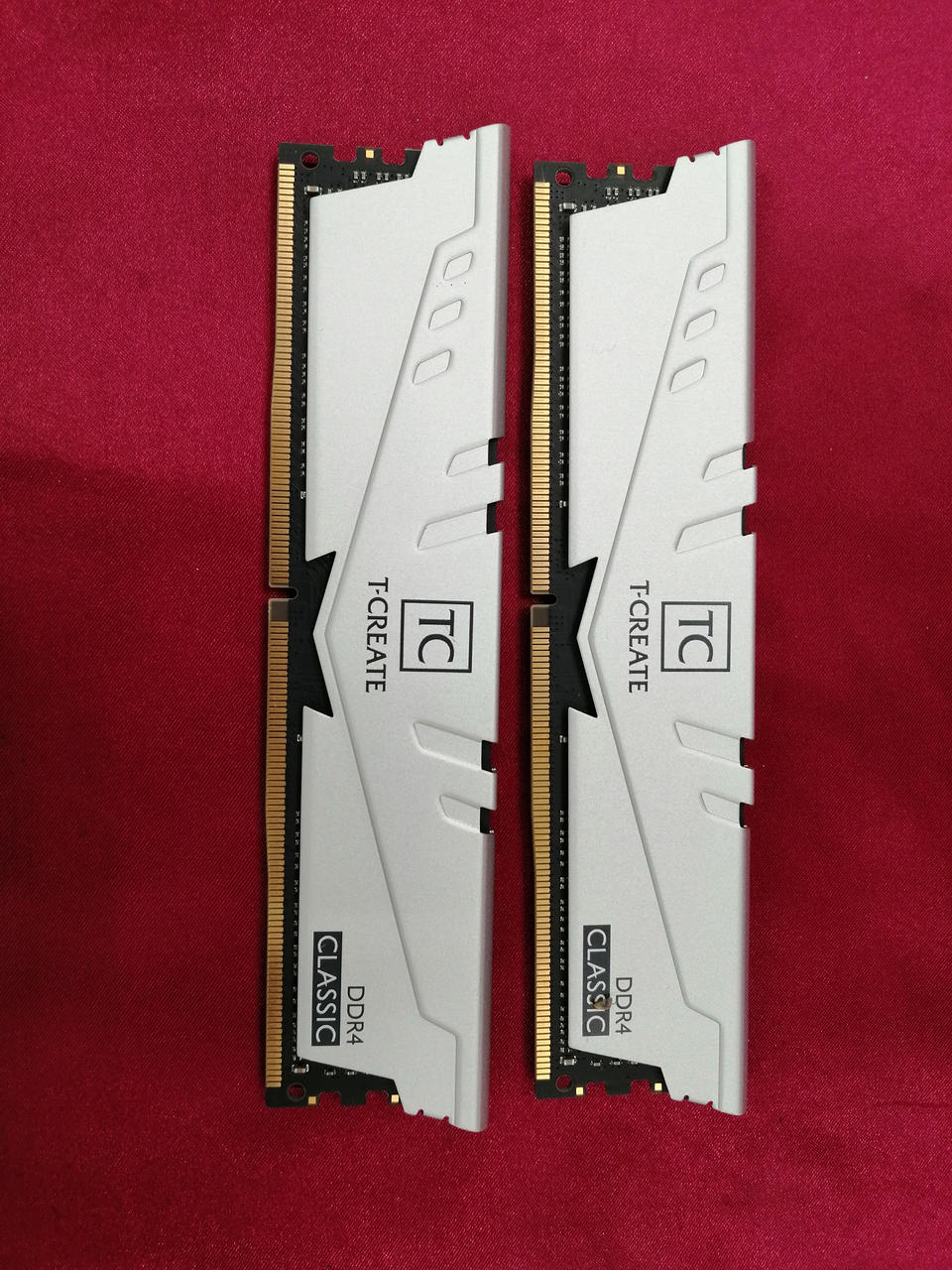 TEAMGROUP Memory TTCCD48G3200HC22BK - Banzai Thrifting | BanzaiHobby