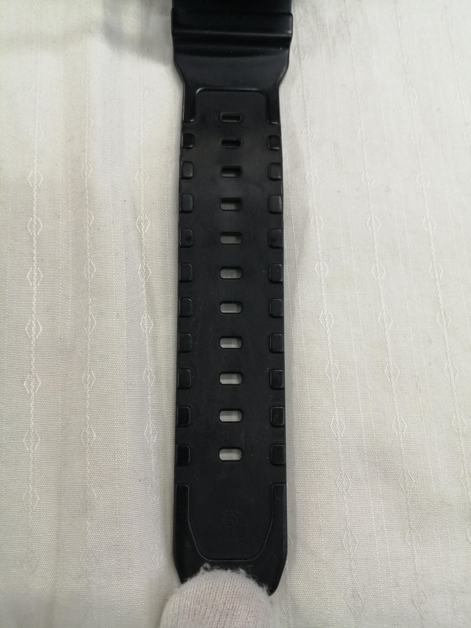 CASIO G-SHOCK G-7900 / Scratches and Stains / Belt Deterioration - Banzai Thrifting | BanzaiHobby