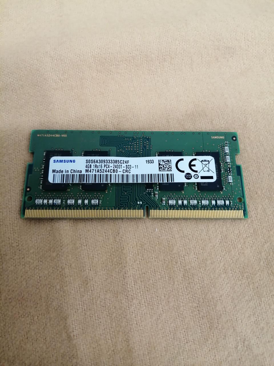 SAMSUNG DDR4 Memory (4GB) PC4-2400T (4GB) - Banzai Thrifting | BanzaiHobby