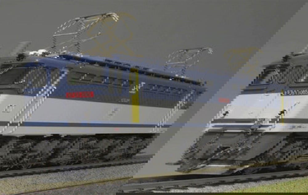 KATO 1-316 HO EF65-2000 Late Type J.R. Freight Railway Renewed Color - BanzaiHobby