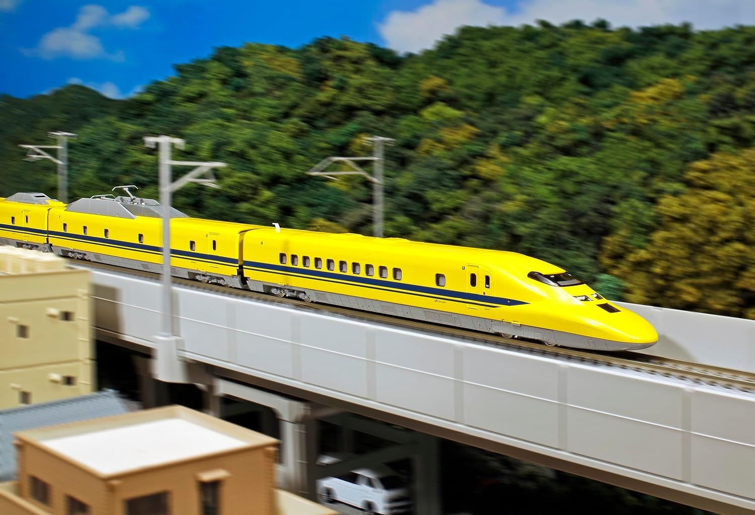 KATO 10-896S N Gauge 923 Type 3000 Series Doctor Yellow Basic Set (3 Cars) - BanzaiHobby