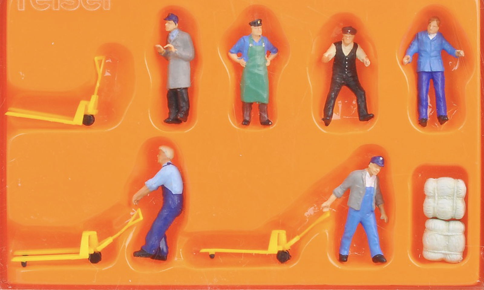 KATO 10255 (HO)Figure : Delivery Men - BanzaiHobby