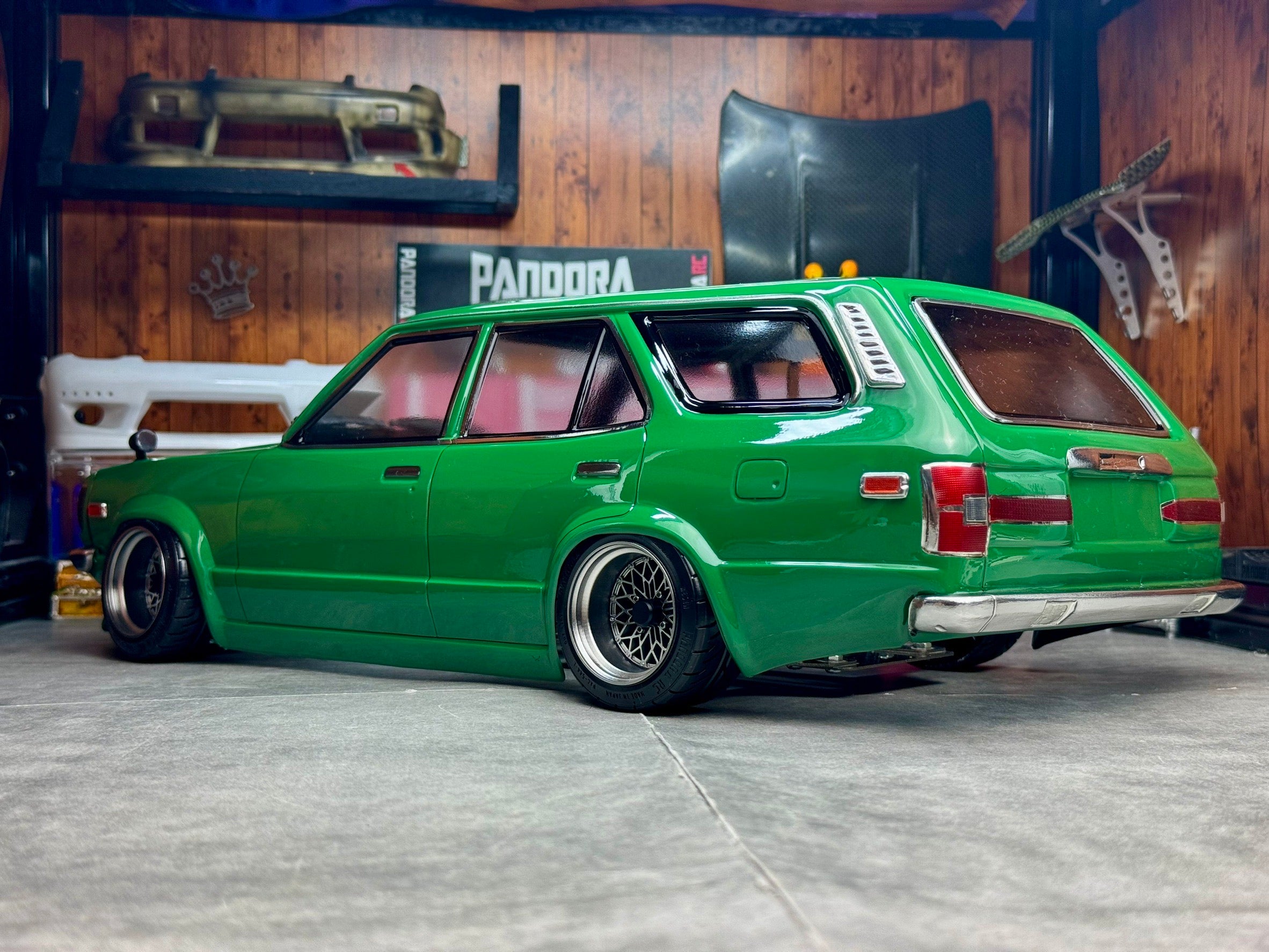 Pandora RC PAB-3219 Mazda RX-3 Savana Wagon - BanzaiHobby